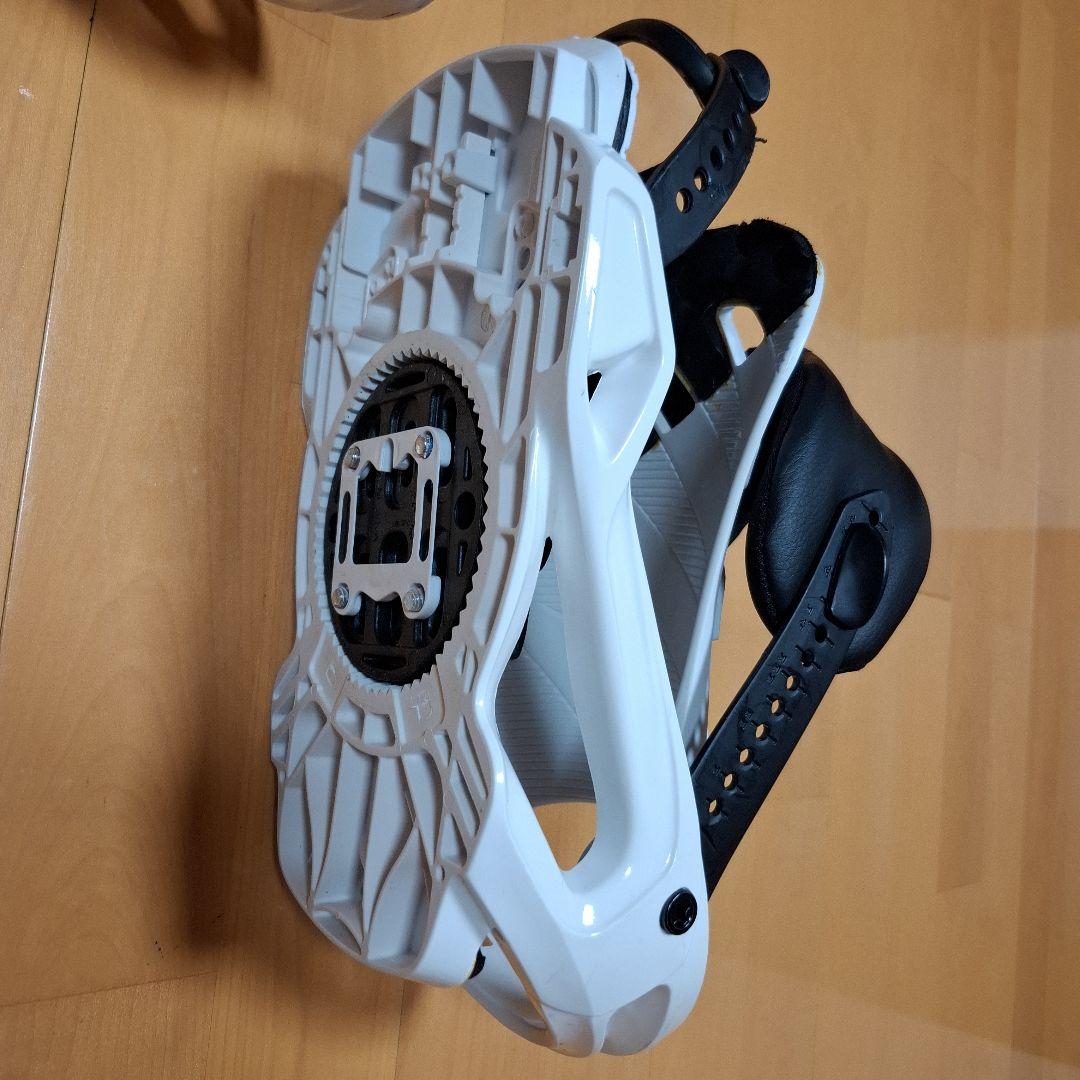 【Yさん限定】Salomon スノーボード ビンディング ホワイト/ブラック