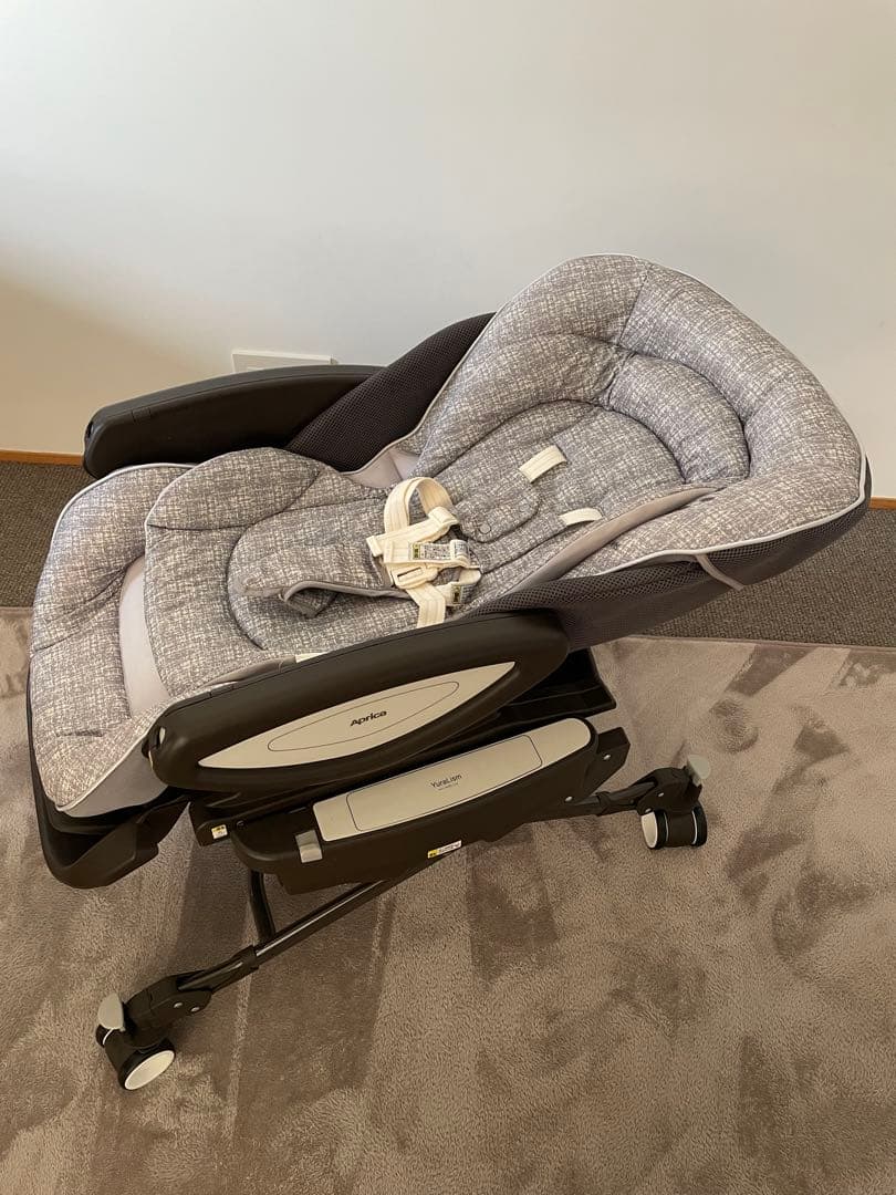 Aprica ユラリズム　オートライト ハイローチェア　メランジグレー