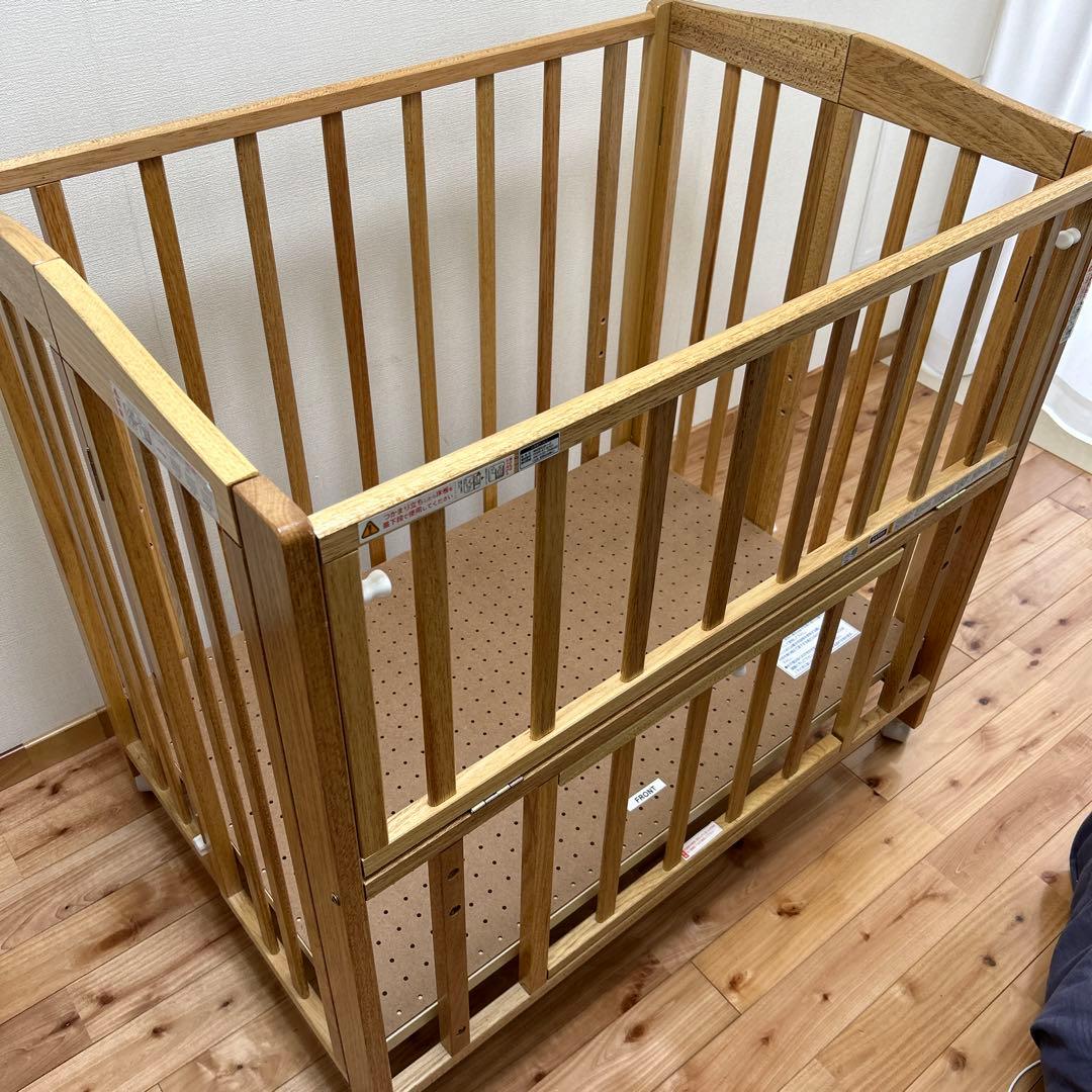 カトージ　木製 ミニベビーベッド　折り畳み可