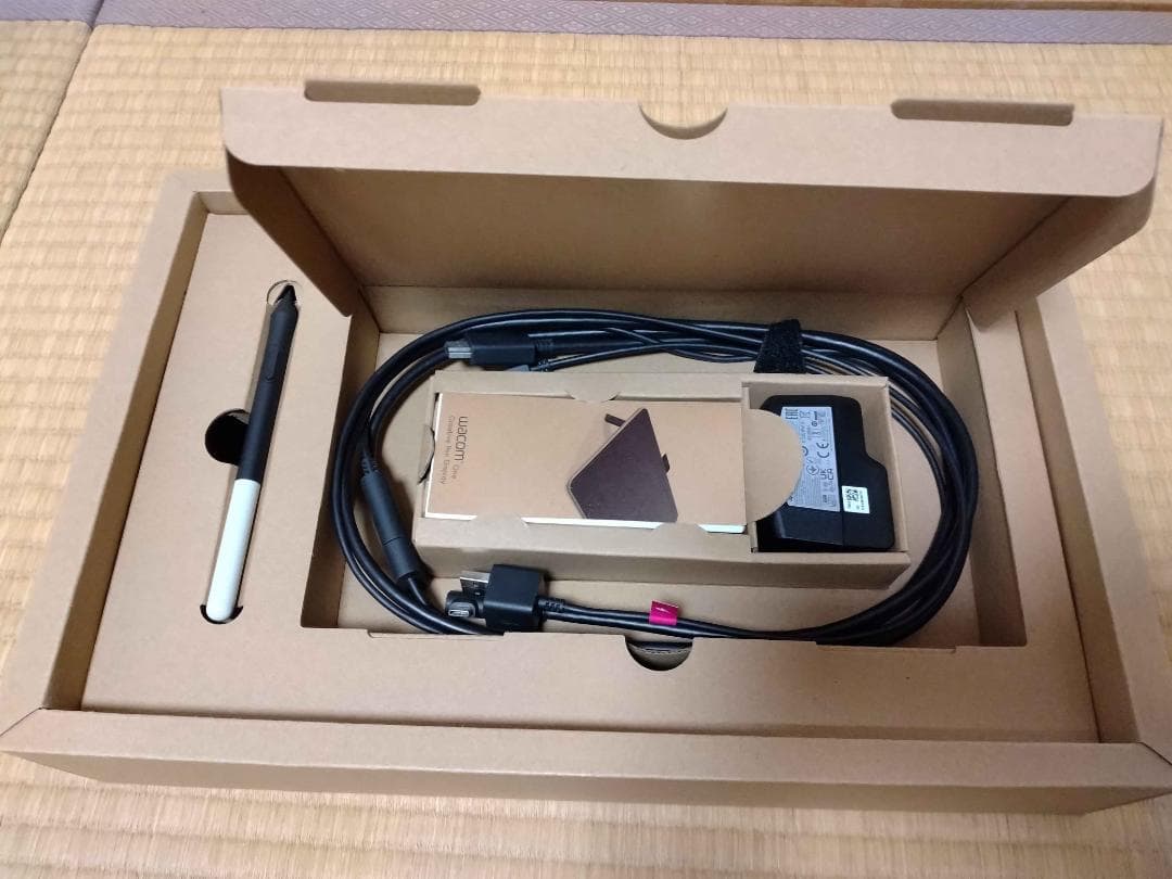 Wacom One DTC133 液晶ペンタブレット 13.3型