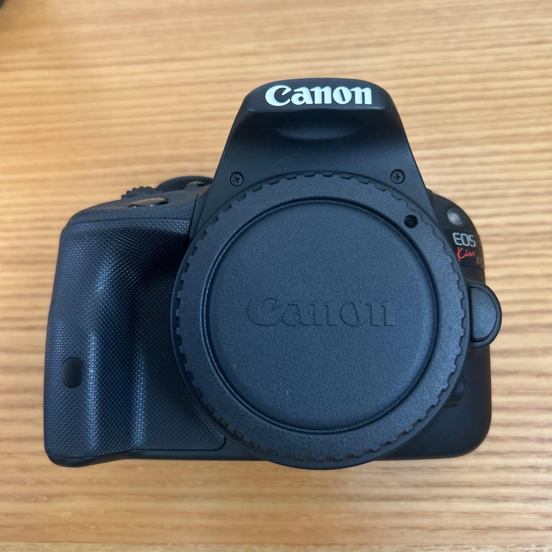 Canon EOS Kiss X7 デジタル一眼レフカメラ　ダブルズームキット