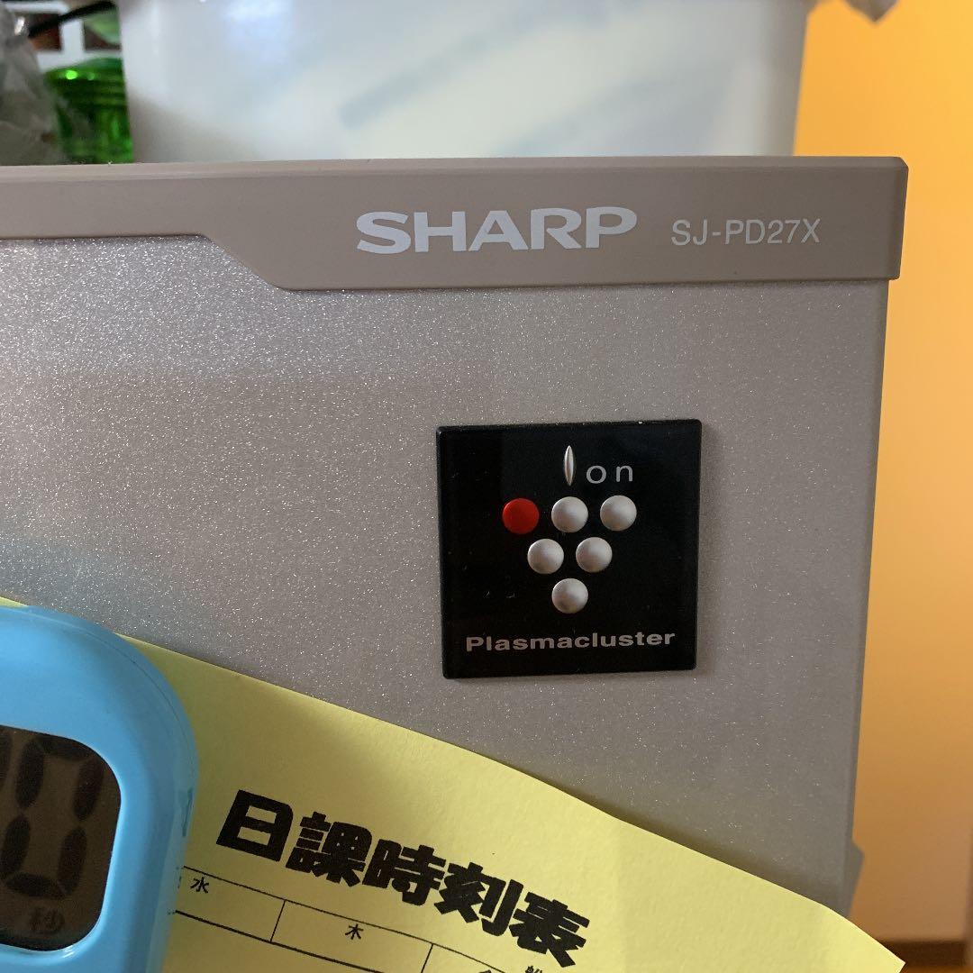 sharp自用の冷蔵庫です