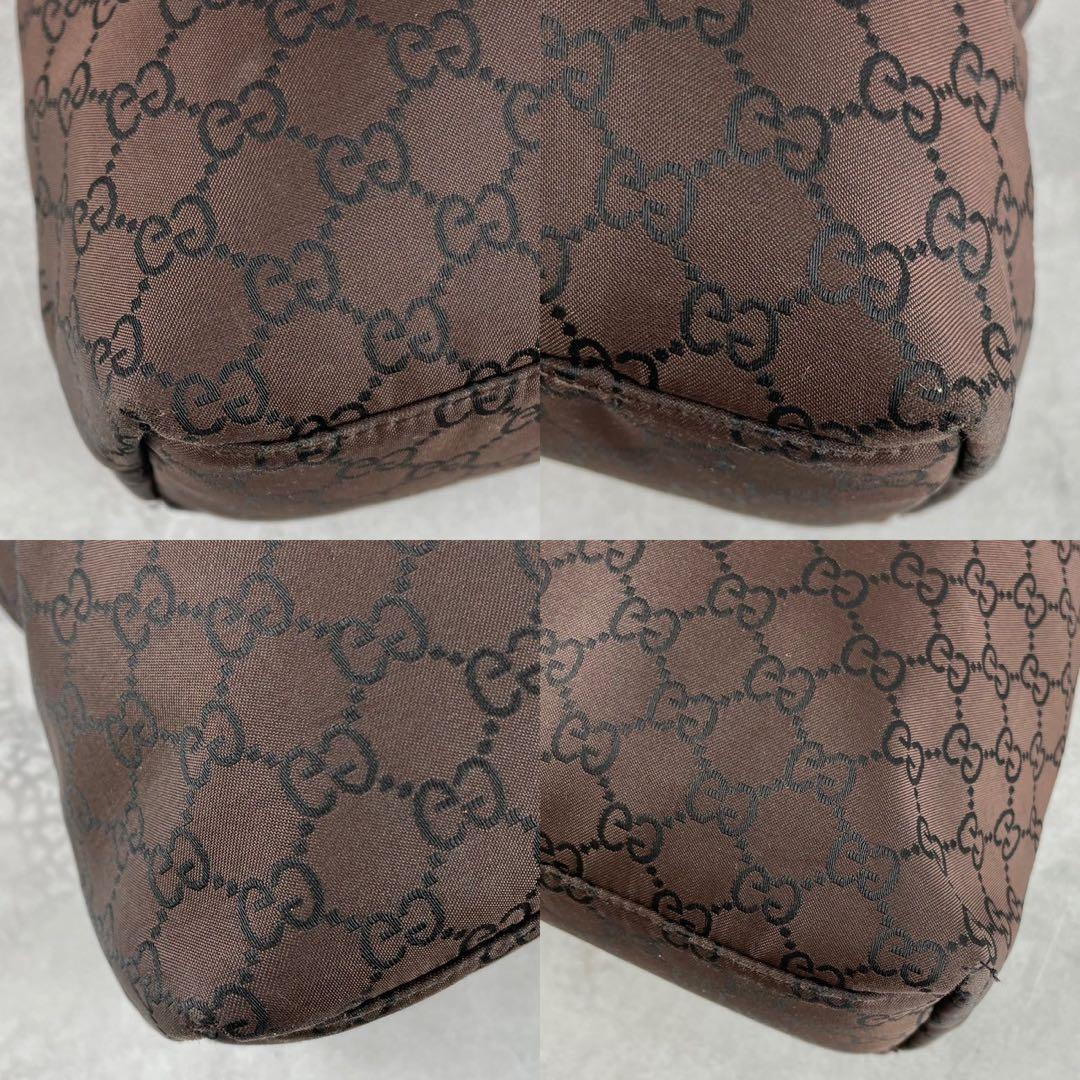 the WAWA様　GUCCI グッチ　メッセンジャーバッグ　GG