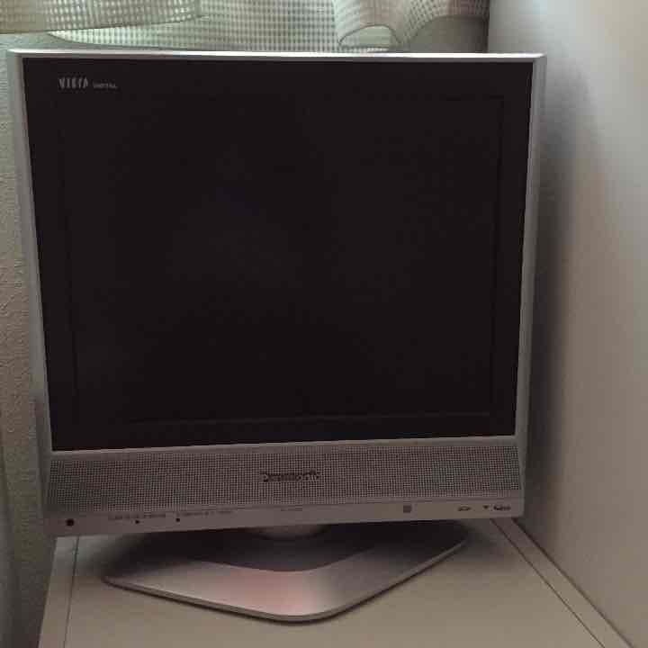 値下げ‼︎Panasonic15v型 液晶テレビ