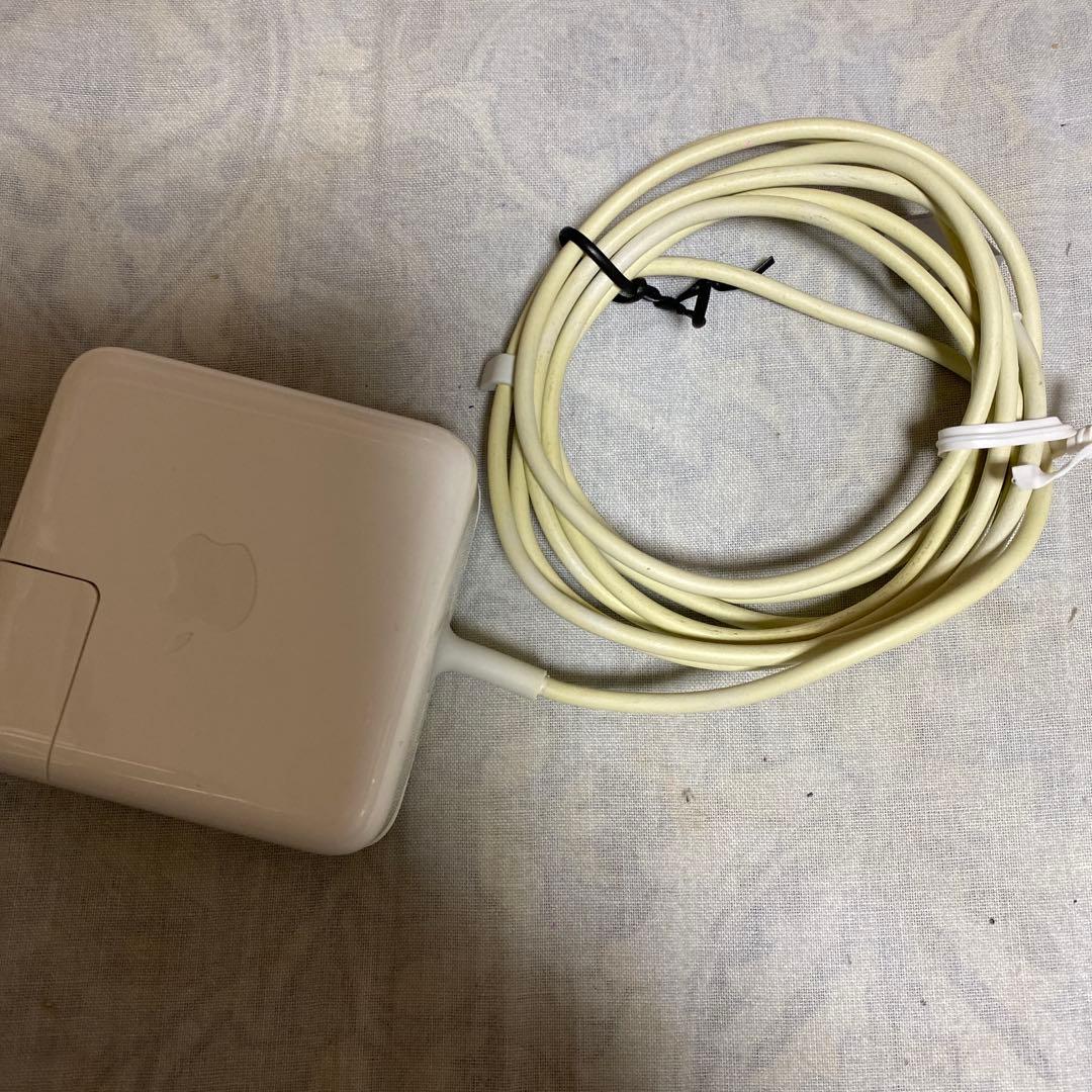 Apple MacBook Air 2017 A1466 ジャンク扱い