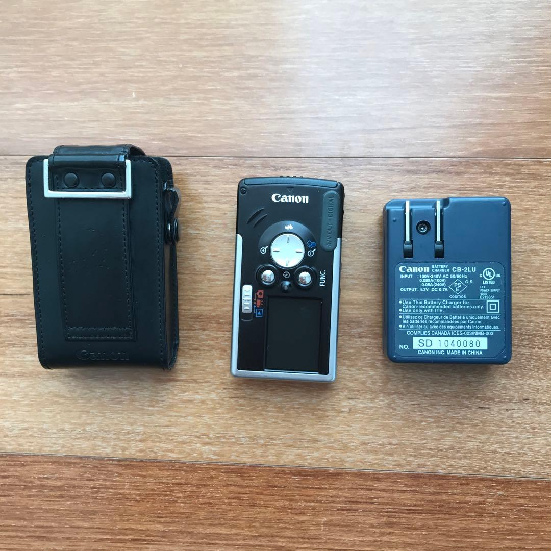 キャノン　デジタルカメラ　IXY バッテリー充電器　専用ケース付き