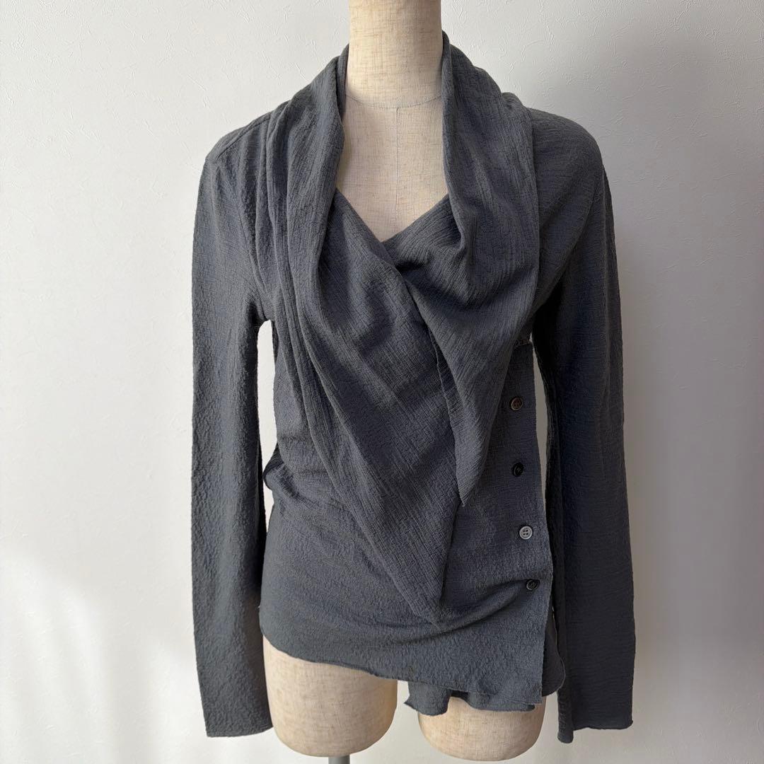 美品　イッセイミヤケ　ISSEY MIYAKE トップス　カットソー　正規品