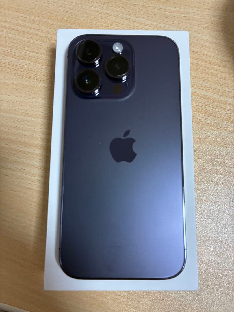 Apple iPhone14 pro パープル　本体