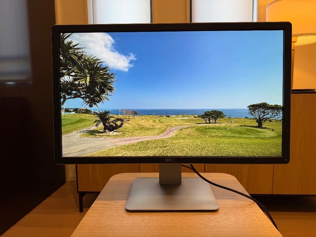 DELL 4Kモニター P2715Q