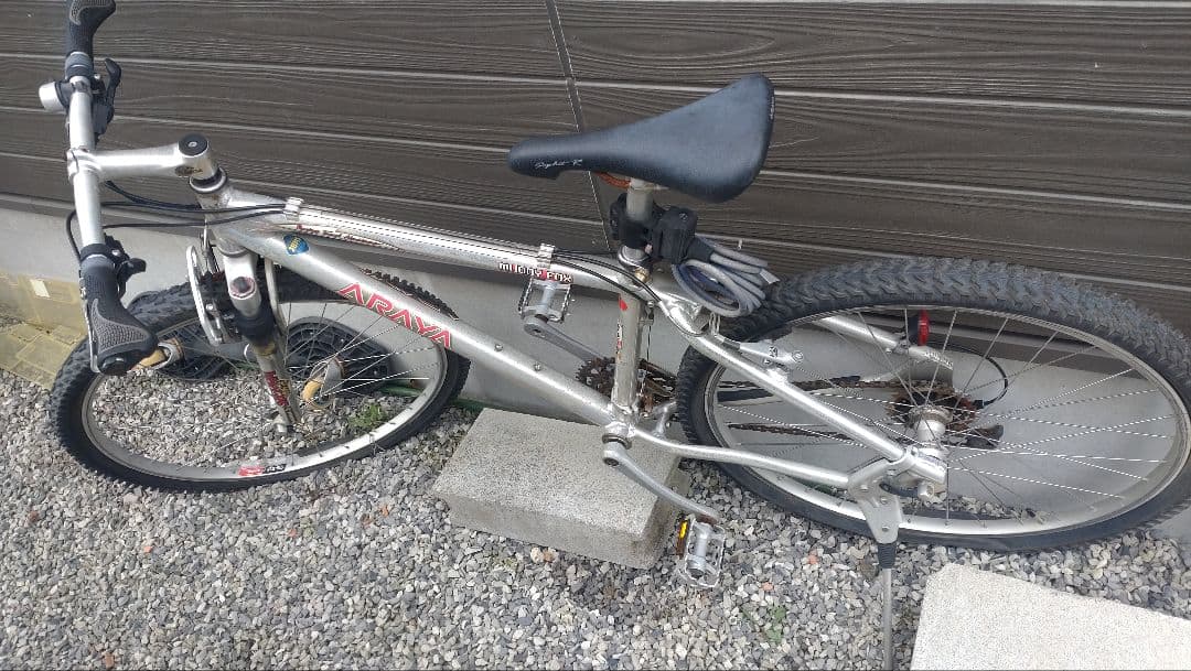 ARAYA アラヤ　マディホックス　ＭＴＢ