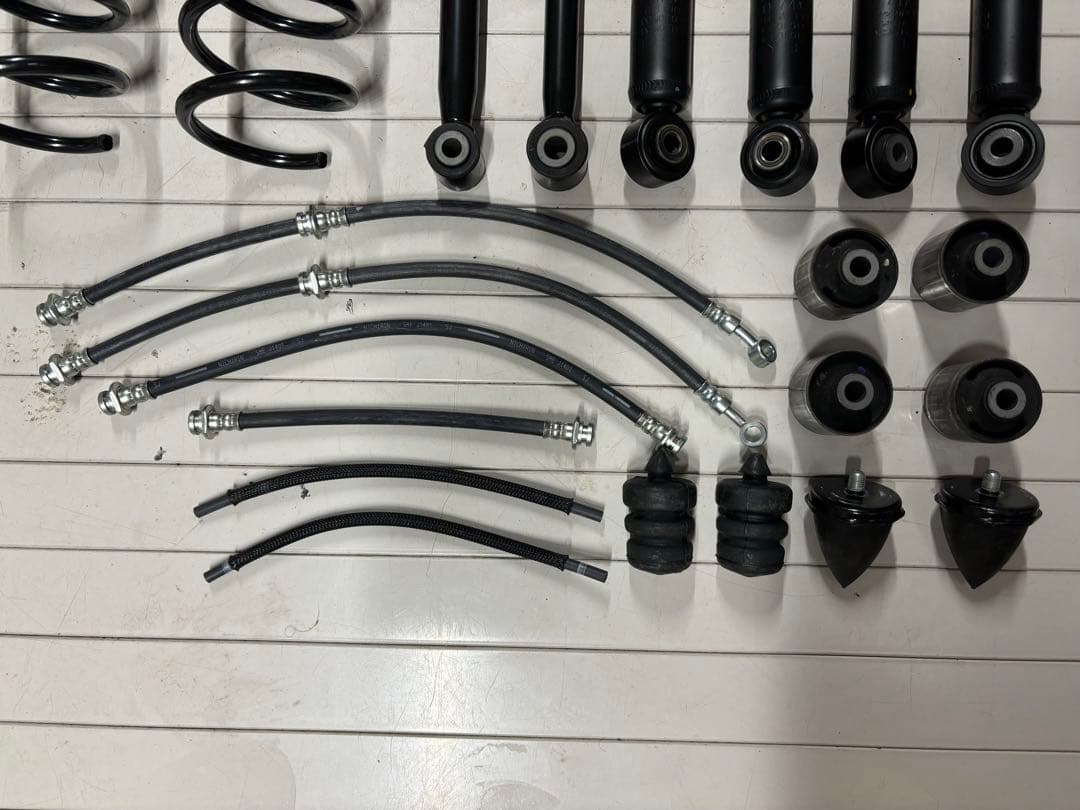 【新車取外し】ジムニー JB64 3型 純正 サスペンション セット