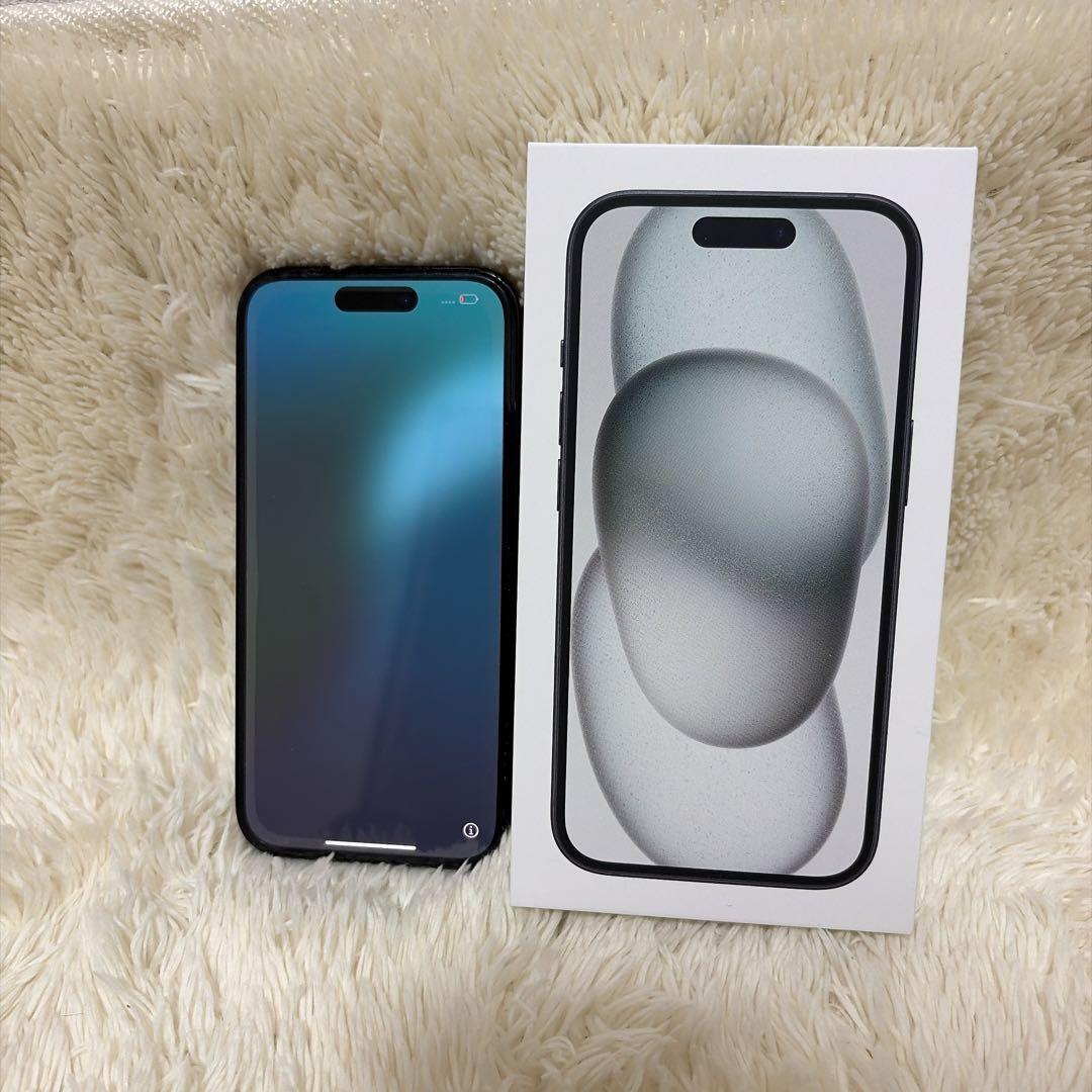 ア*3様 iPhone 15 256GB ブラック カメラ割れ　ジャンク