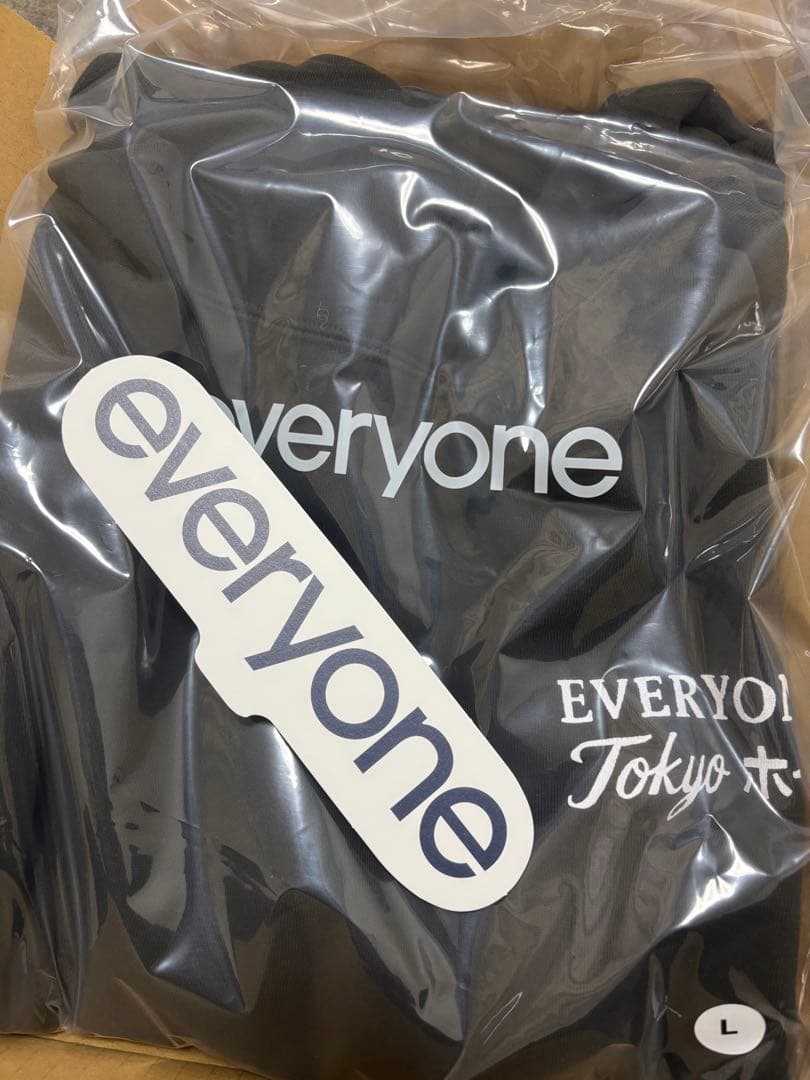 専用　everyone j.30000 tokyo ホール hoodie L