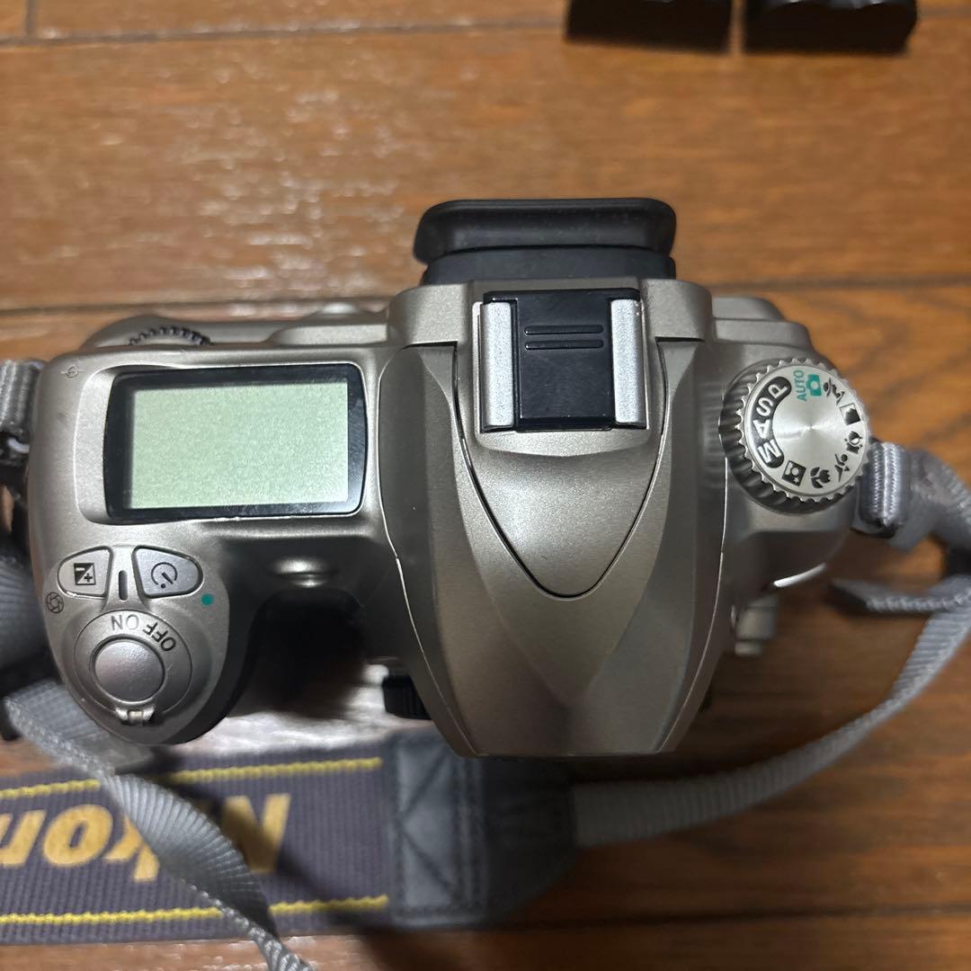 【美品】Nikon D50シルバー　動作確認済み