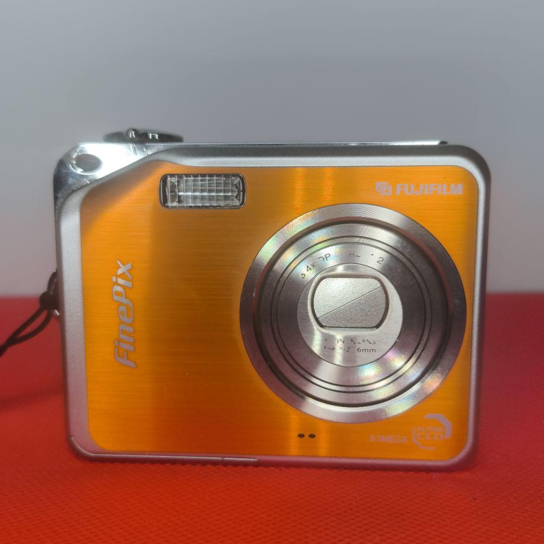 【動作確認済】FUJIFILM FinePix V10 コンデジ