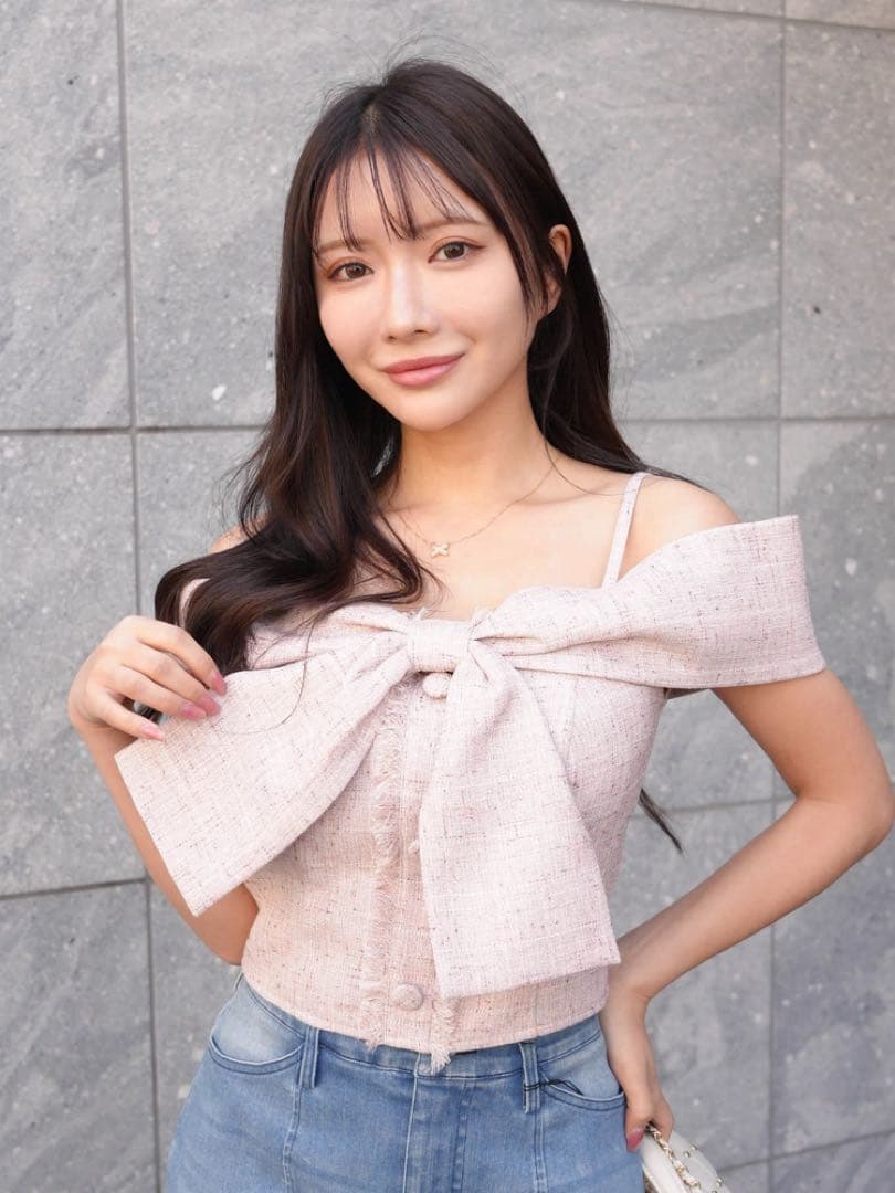 LIPSERVICE ツイードリボンオフショルトップス