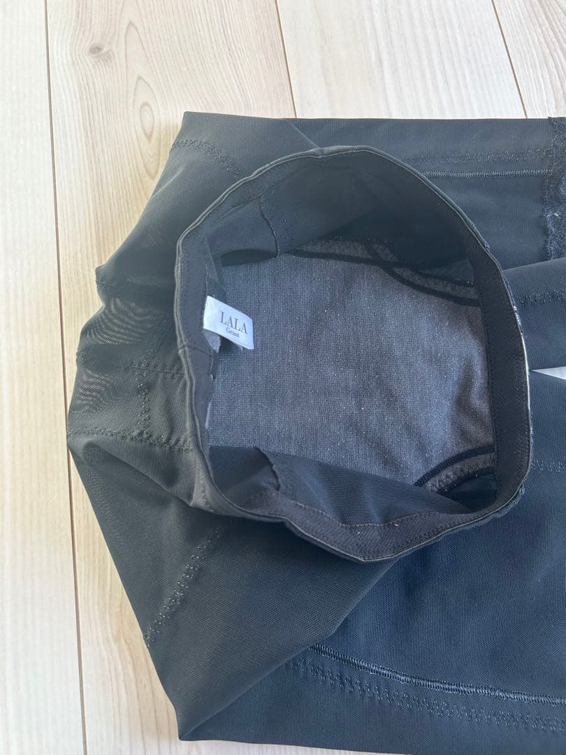 グラントイーワンズ　ブラック レギュラーガードル レース付き　76