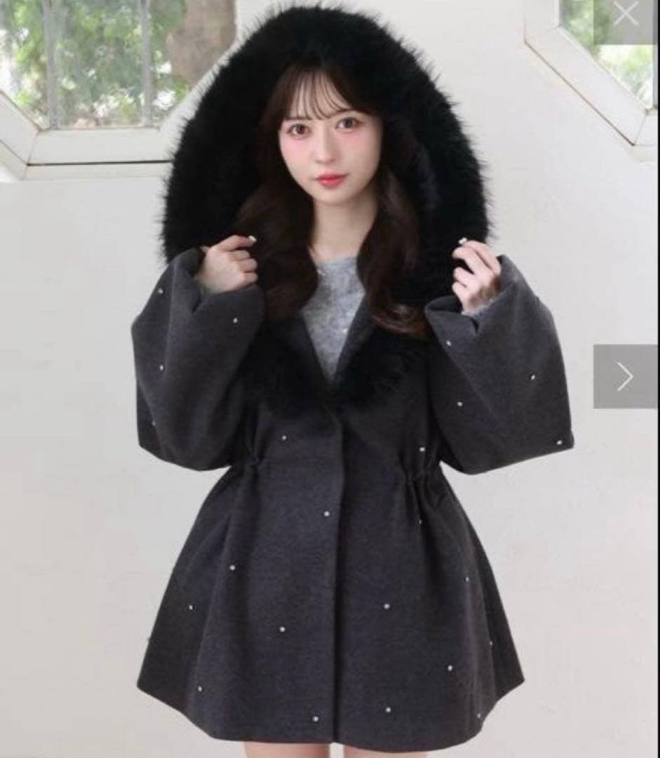 ナイスクラップ♡フードフェイクファービジューミドルコート