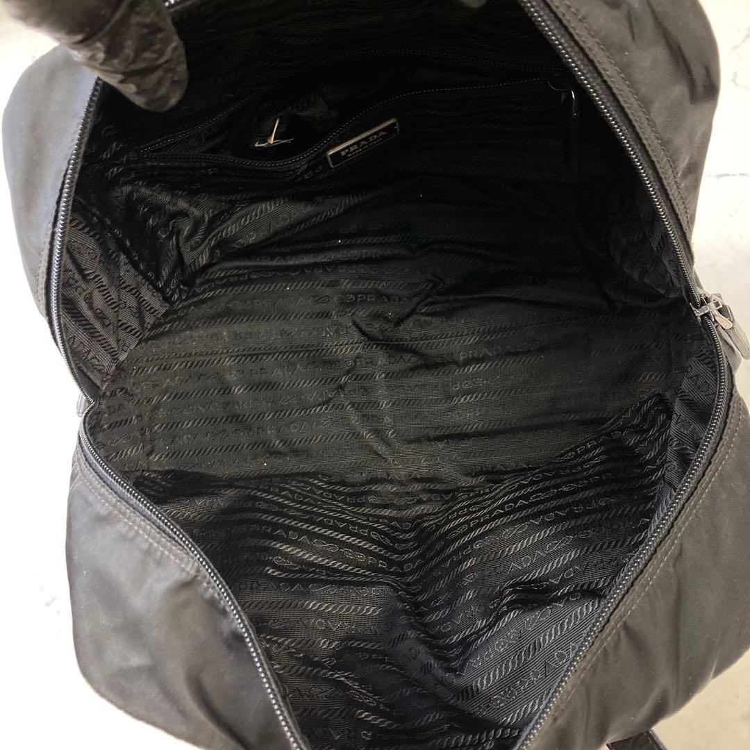 PRADAトートバッグ ビジネス テスートナイロン 三角ロゴ　黒