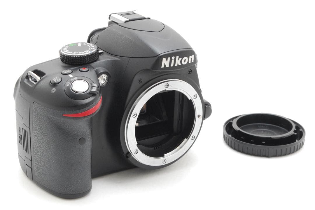 ✨極美品✨ニコン D3200❤日常から旅行まで幅広く対応！