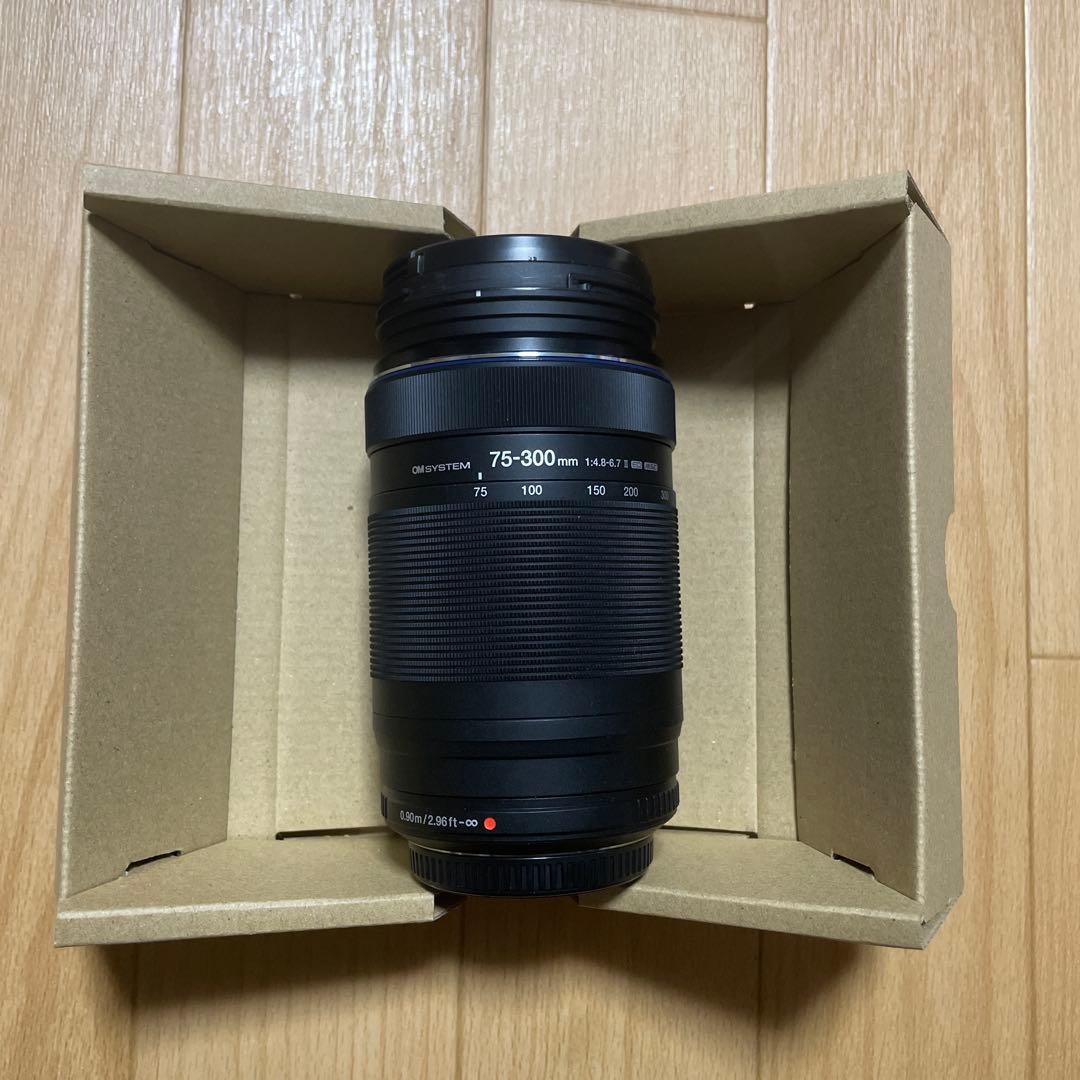 マイクロひフォーサーズ75-300mm/F4.8-6.7 II ズームレンズ