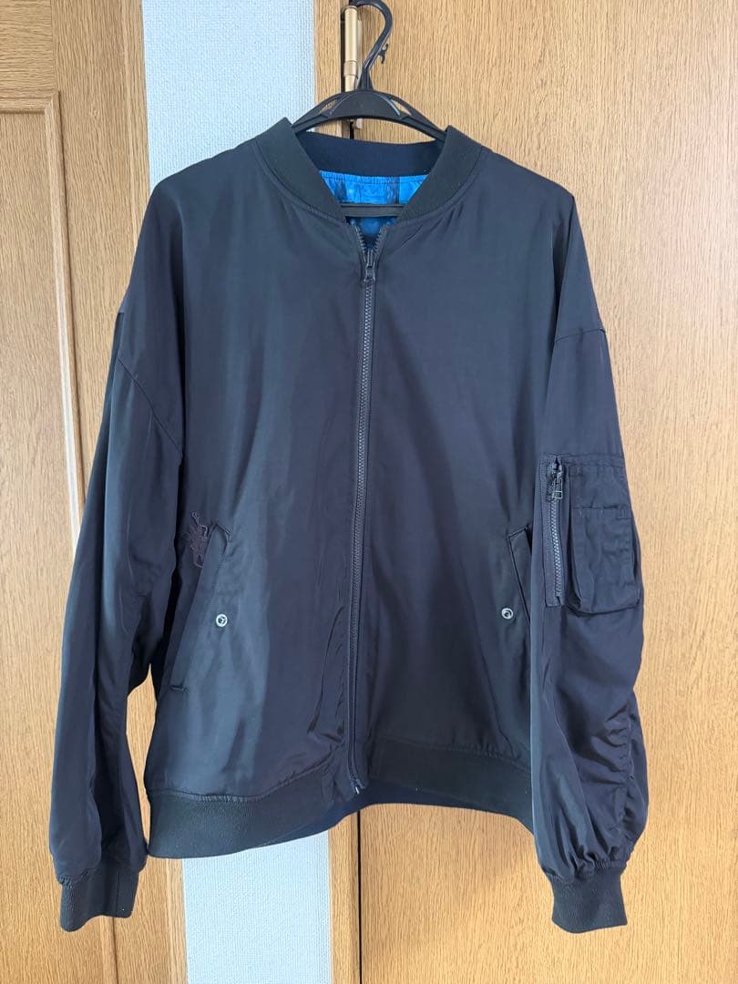 グラニフ　ストレンジャーシングス　リバーシブルMA-1 完売品　中古　Lサイズ