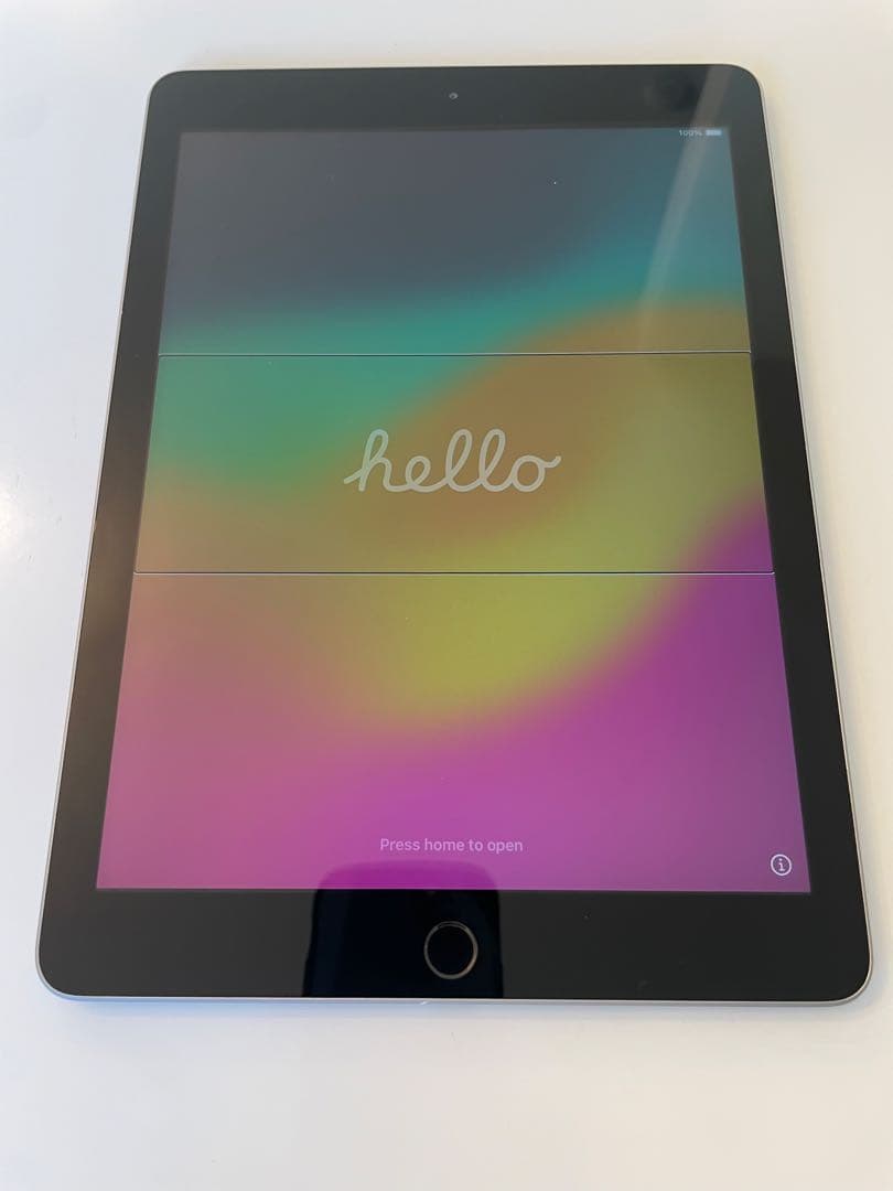 Apple iPad 第六世代　32GB Wifiモデル