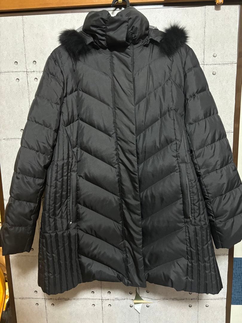 値下げ！ダウンコート　黒　絹　毛皮付きブルーフォックス　中古Lサイズ