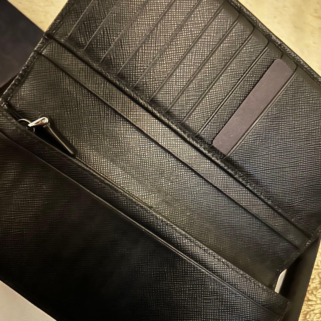PRADA サフィアーノ ブラック レザー 長財布