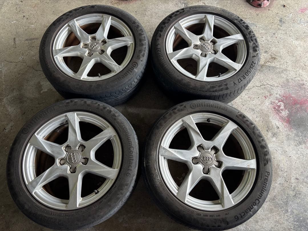 Audi 17インチ ホイールセット Continental