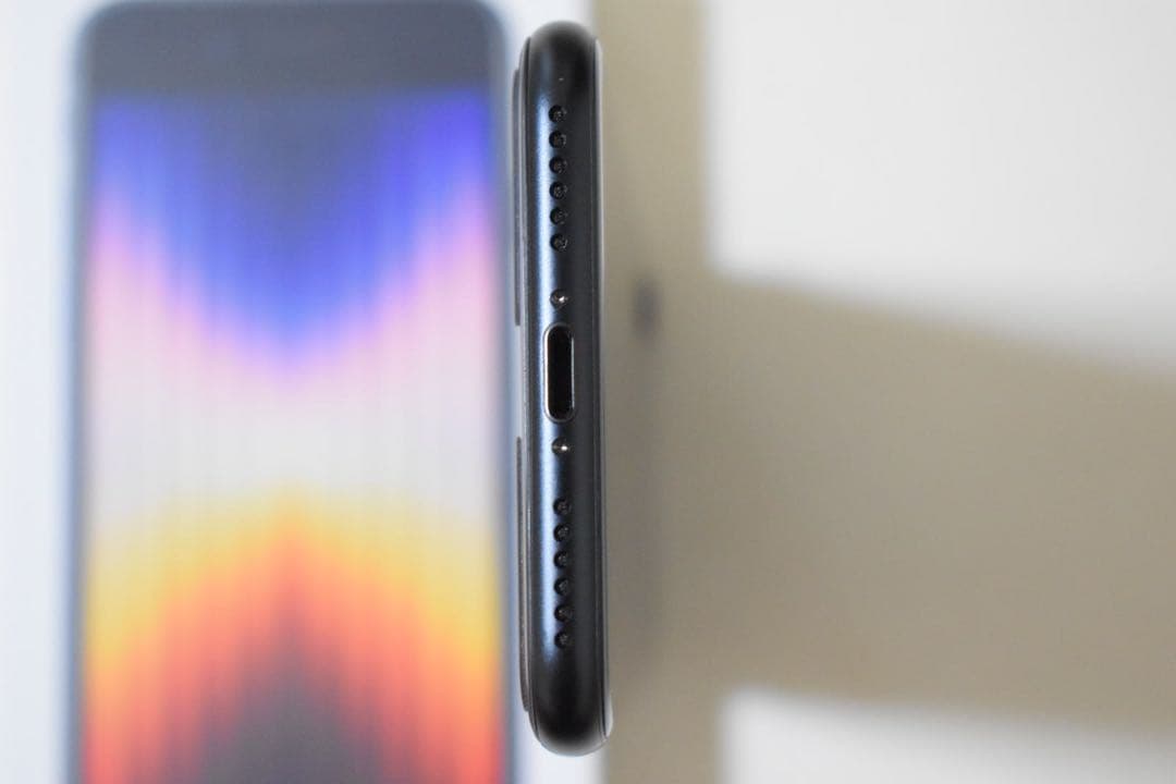 当日発送 新品 iPhone SE 3 ミッドナイト 64gb SIMフリー