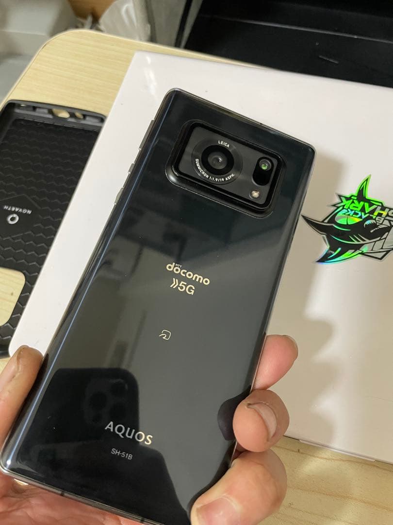 AQUOS R6 5G NTT docomo 本体 ジャンク