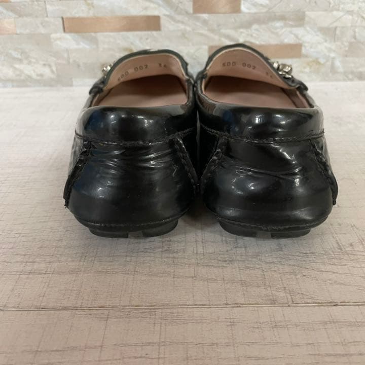 miu miu ミュウミュウ　ビジュー付きローファー