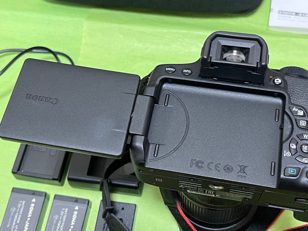 【美品】CANON キャノン EOS Kiss X8iレンズキット フルセット