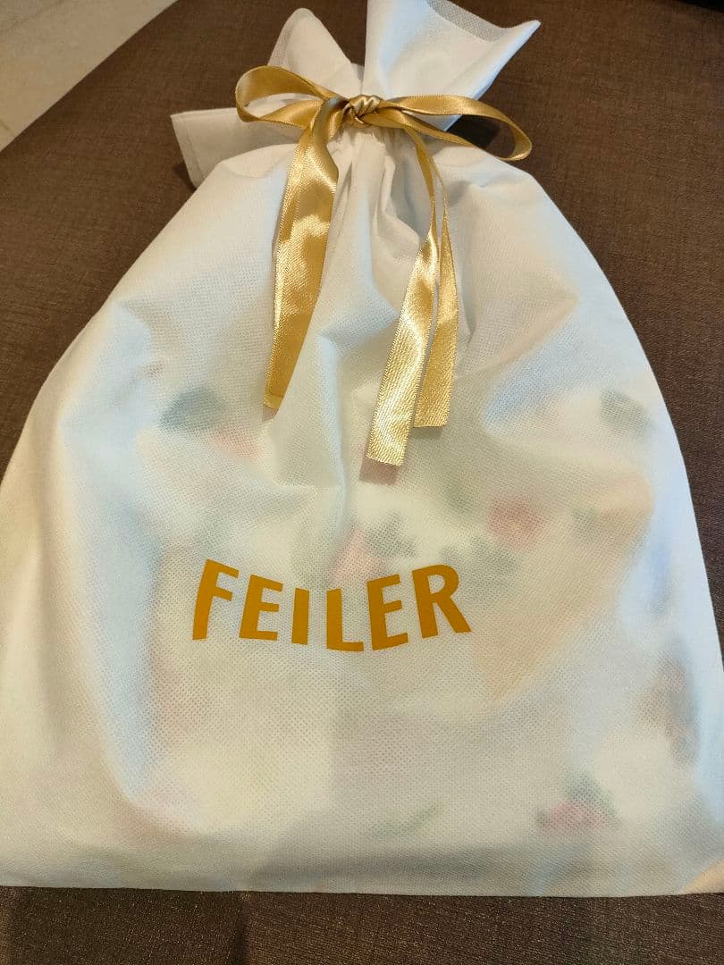 ✿プレゼント包装✿FEILERフェイラーハイジ柄ガーメントケースM・L2点セット