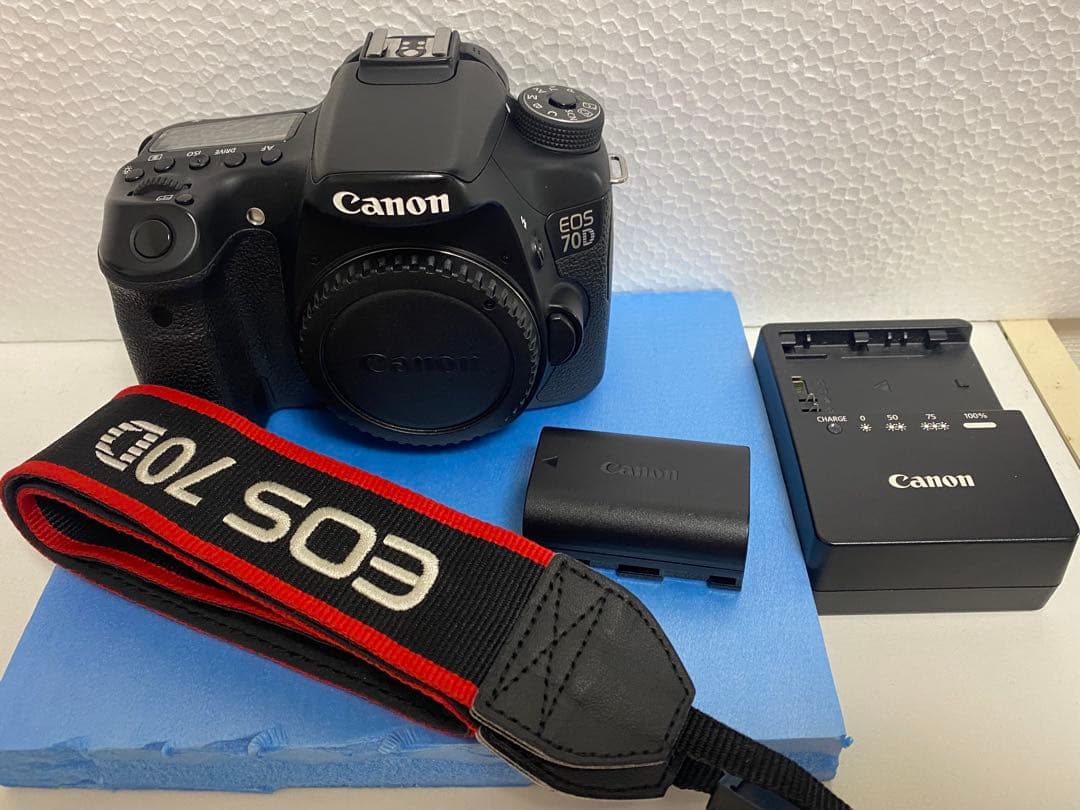 Canon EOS 70D ボディ