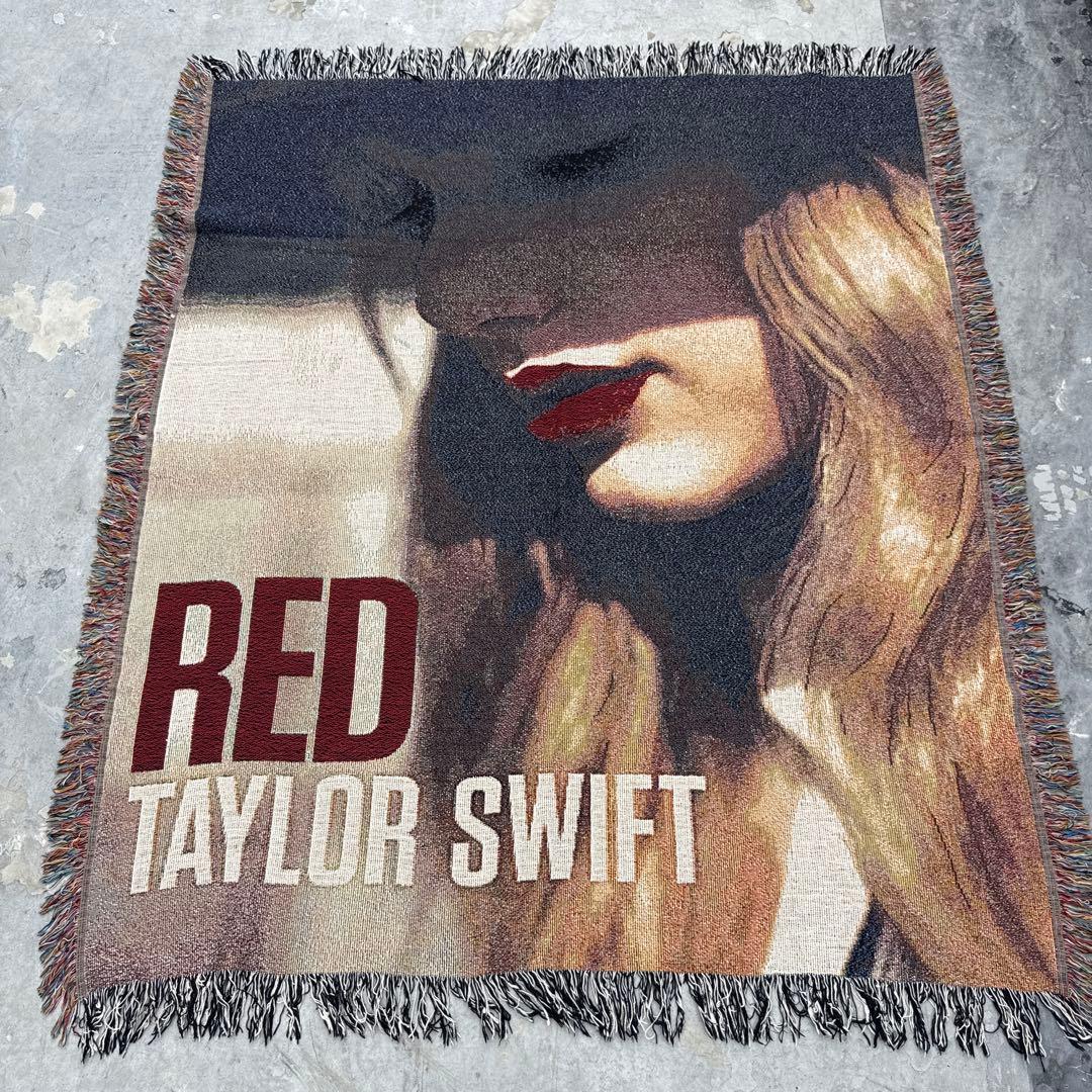 テイラースウィフト RED マルチカバー　ソファーカバー　ラグ　161x135