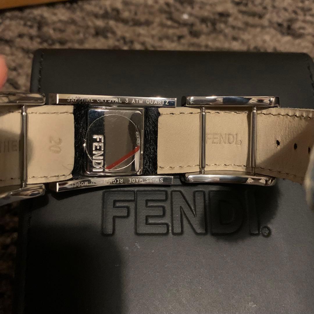 FENDI フェンディ 回転フェイス ハラコ