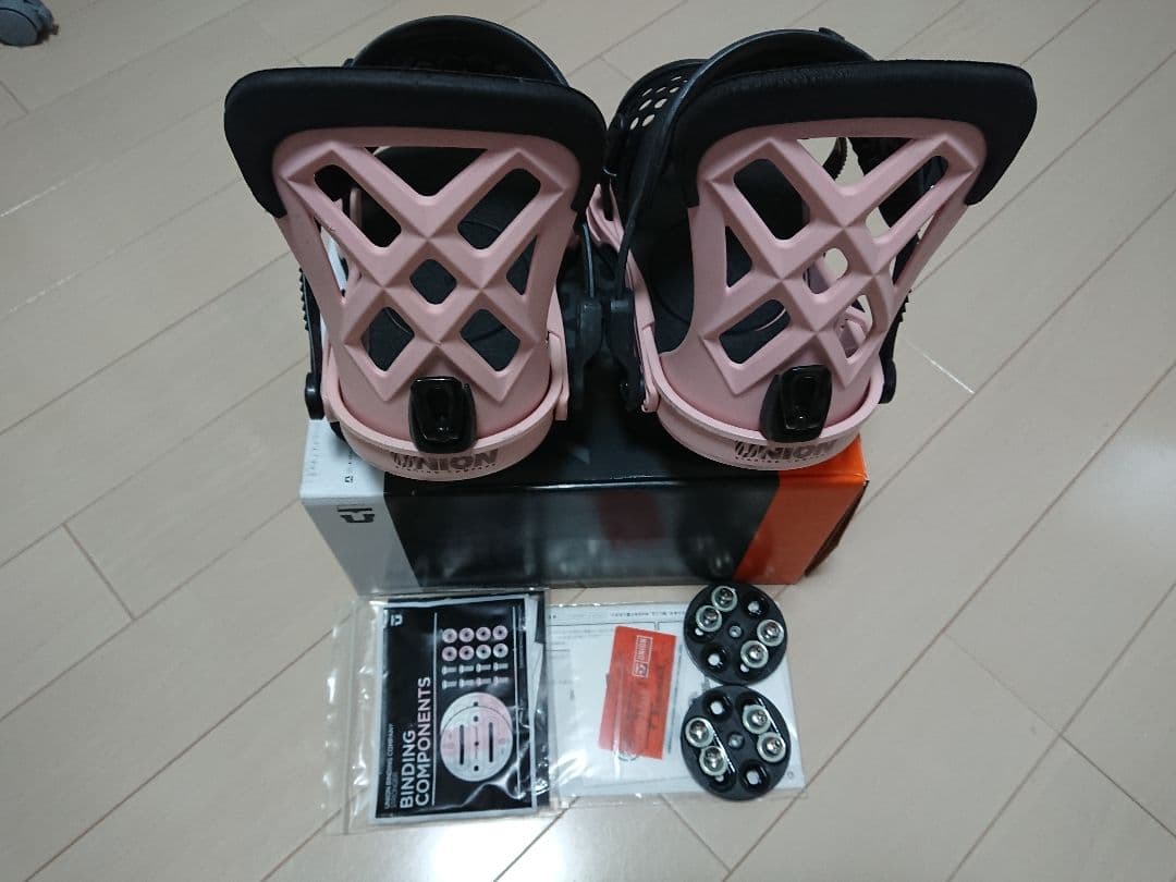 UNION CONTACT PRO ビンディング Mサイズ ピンク