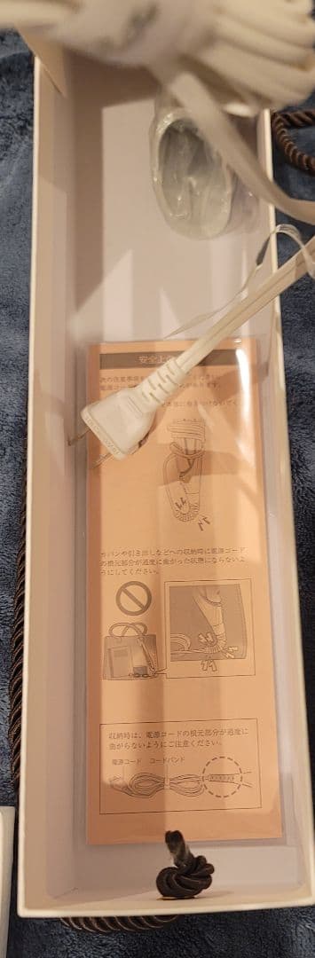 ReFa ヘアアイロン パッケージ