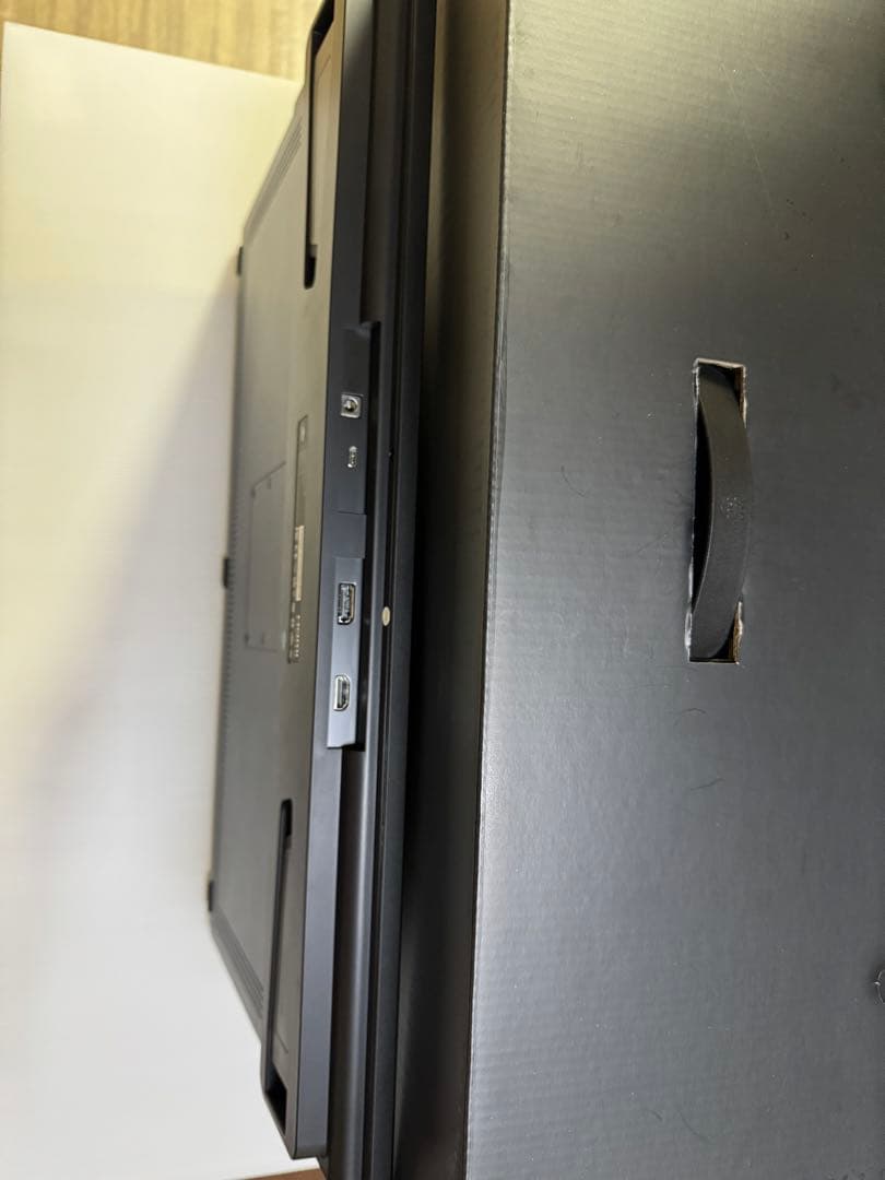 HUION Kamvas ＰＲＯ24（4K）液晶ペンタブレット本体 と付属品あり