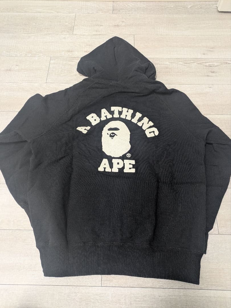 む*。様 A BATHING APE ブラック ジップアップパーカー