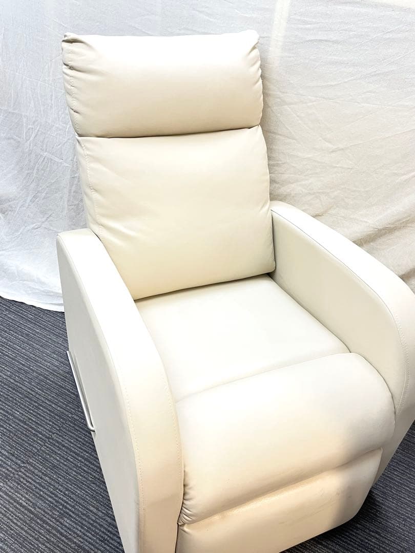 【美品】エステ マツエク ベッド　リクライニングチェア　アイボリー