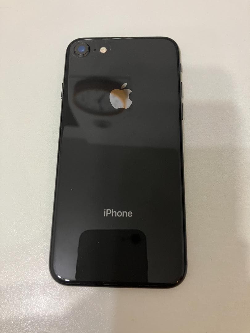 iPhone8 ブラック 64GB SIMフリー
