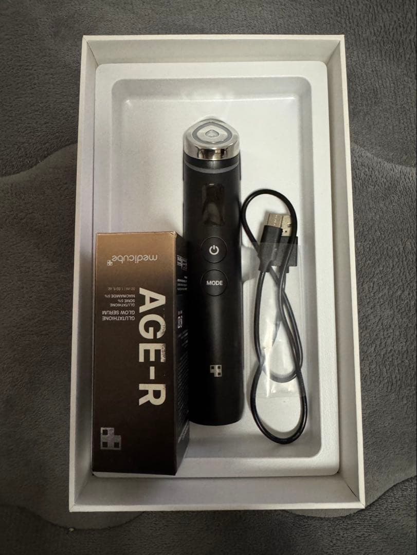 メディキューブ ブースタープロ　セラム　美顔器