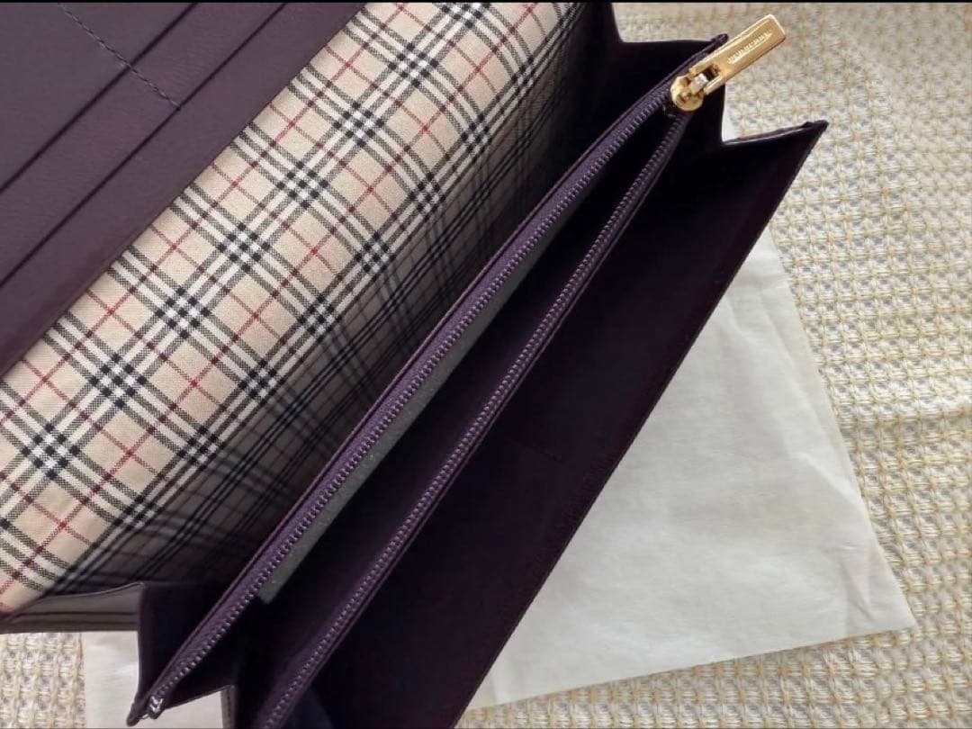 正規品 美品 BURBERRY バーバリー 長財布 二つ折り財布 付属品 箱付き