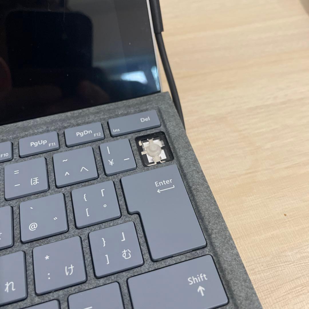 Surface Pro (第 5 世代)