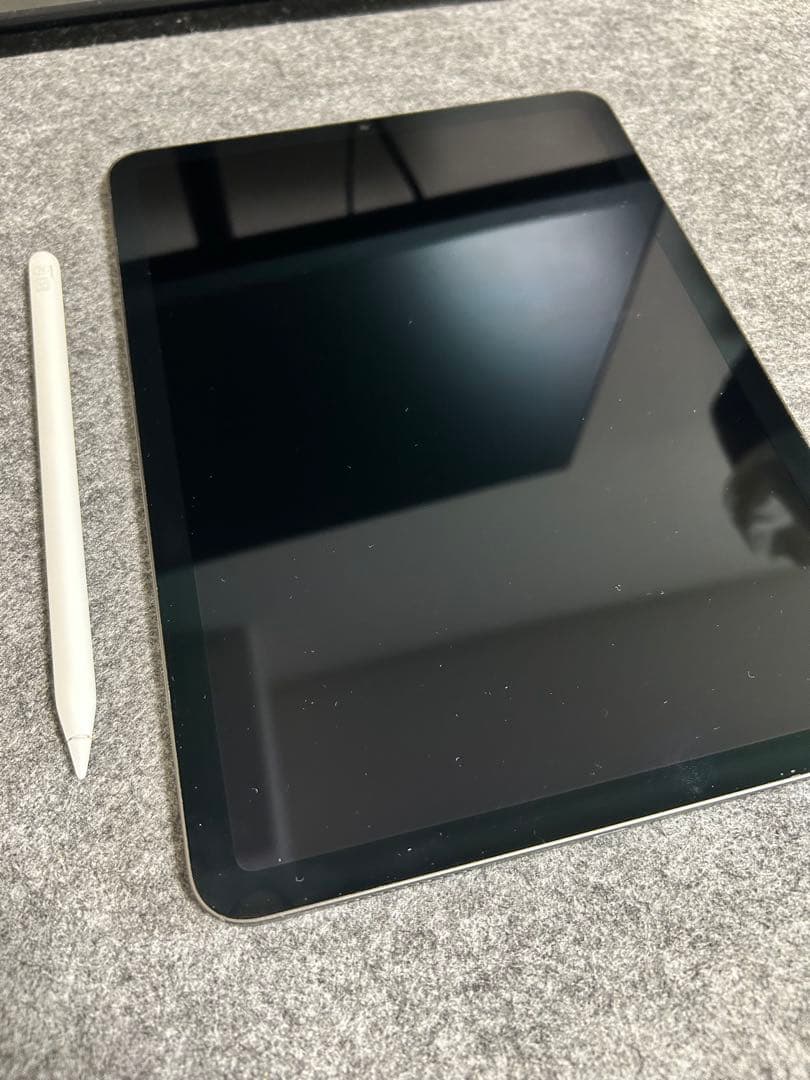 iPad Air 本体 + Apple Pencil + ケース