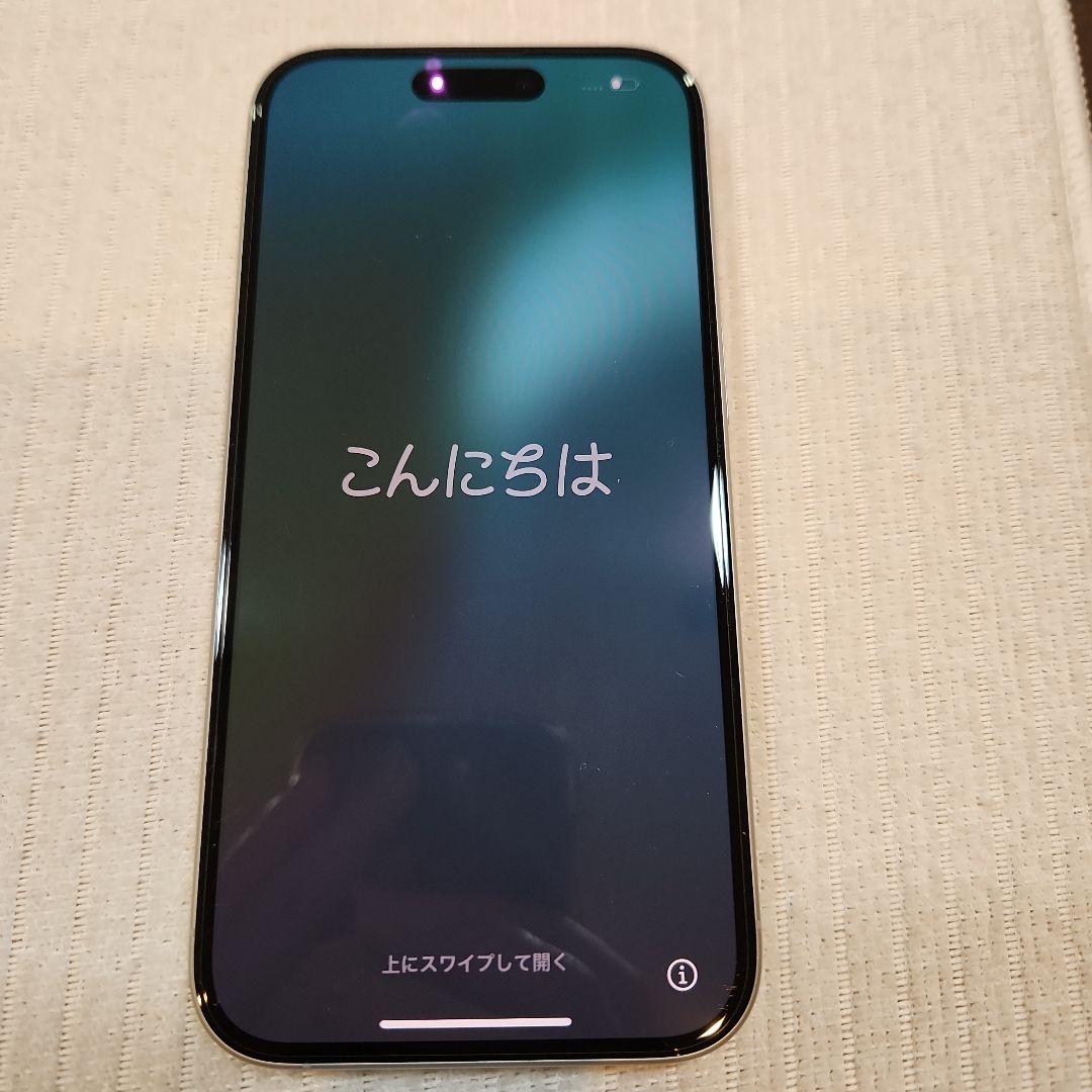 iPhone 16 ホワイト 本体256GB 極美品