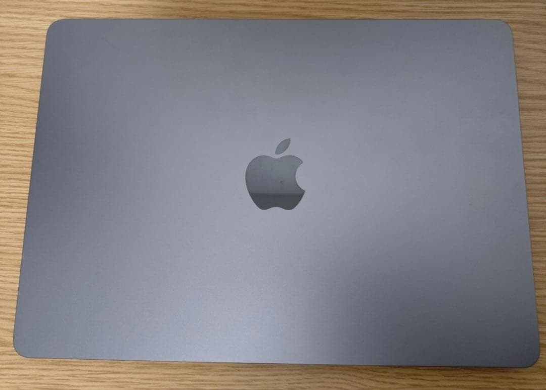 極美品 Apple MacBook Air 2022 M2